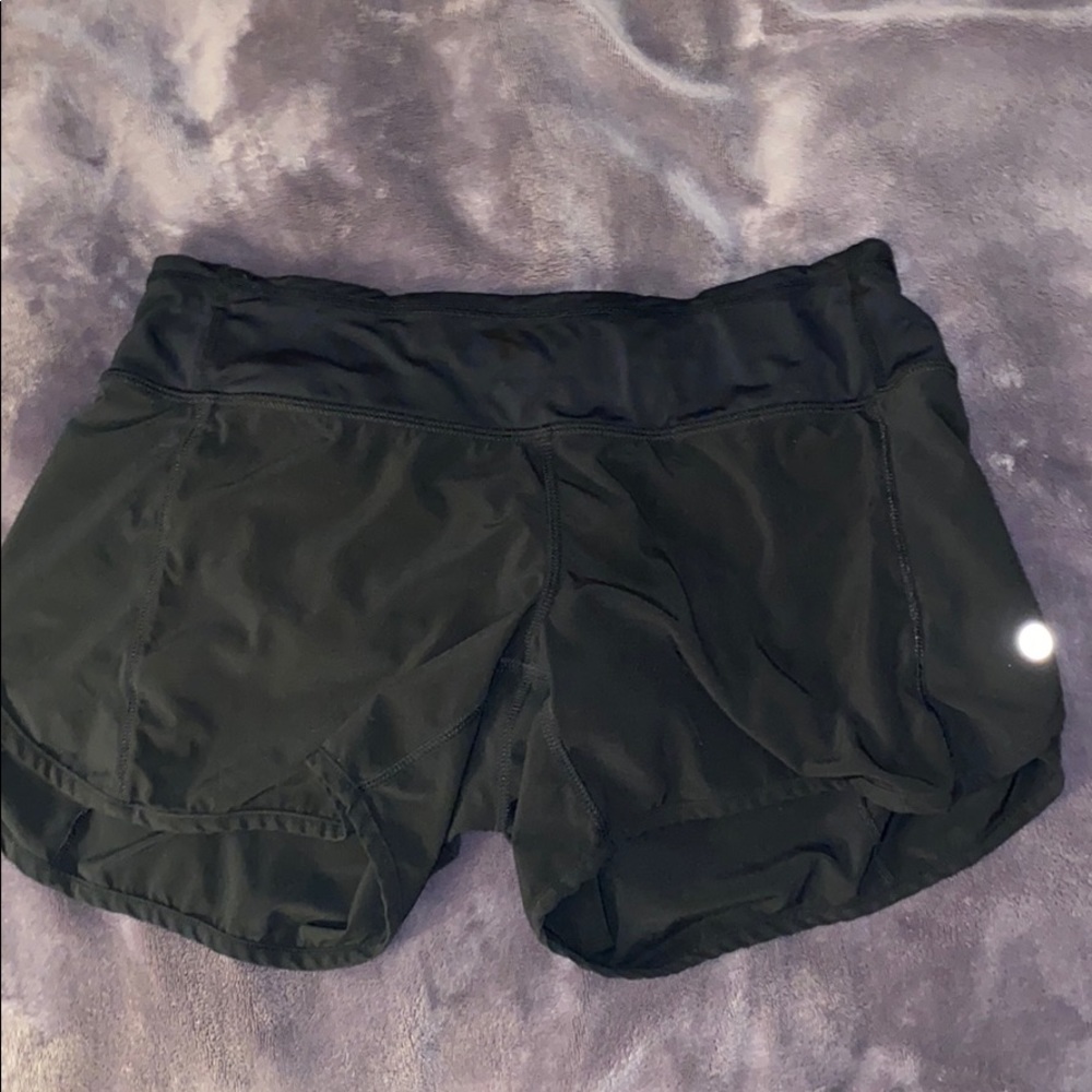 Black Lululemon Shorts 2.5’